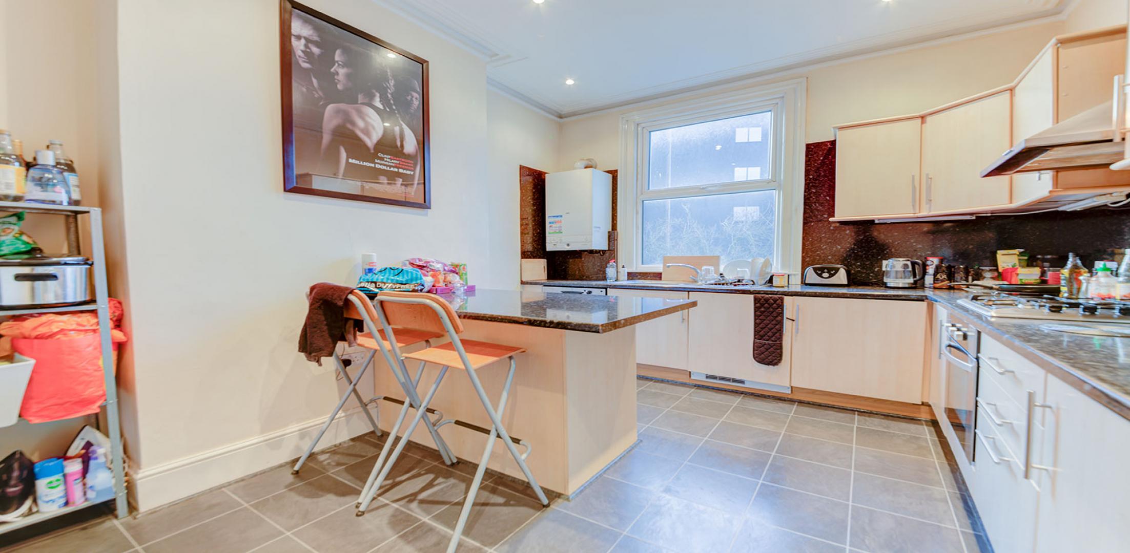 Stunning  Apartment Stanley Gardens, Willesden Green